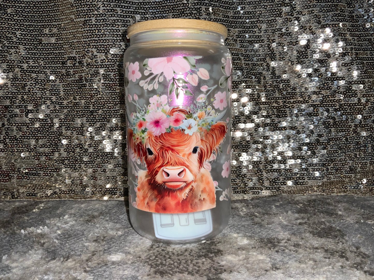 PINK FLOWERY COW -Rainbow Shimmer Colorful Haze Glass Tumbler (Pink)