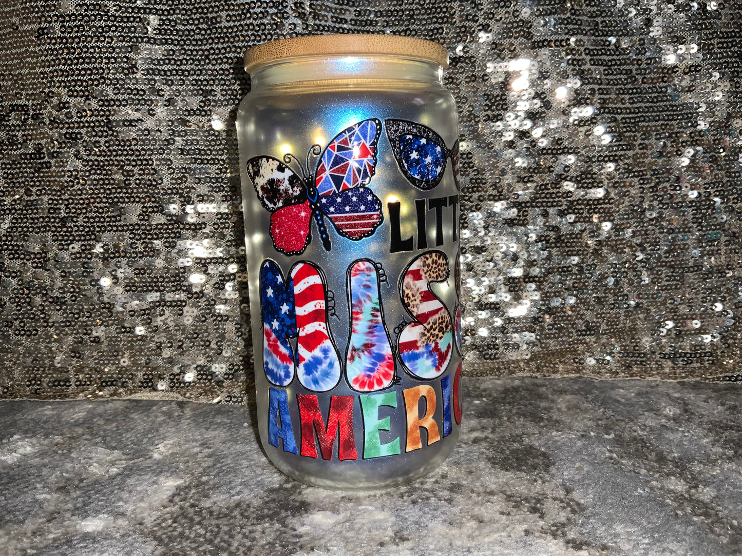LITTLE MISS AMERICA -Rainbow Shimmer Colorful Haze Glass Tumbler (Blue)