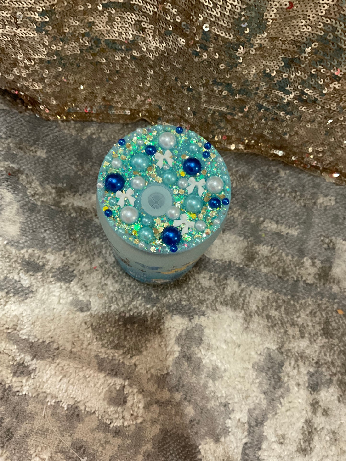 Minnie Mouse Princess Themed Blue Frosted 16oz Glass Tumbler with decorative lid topper