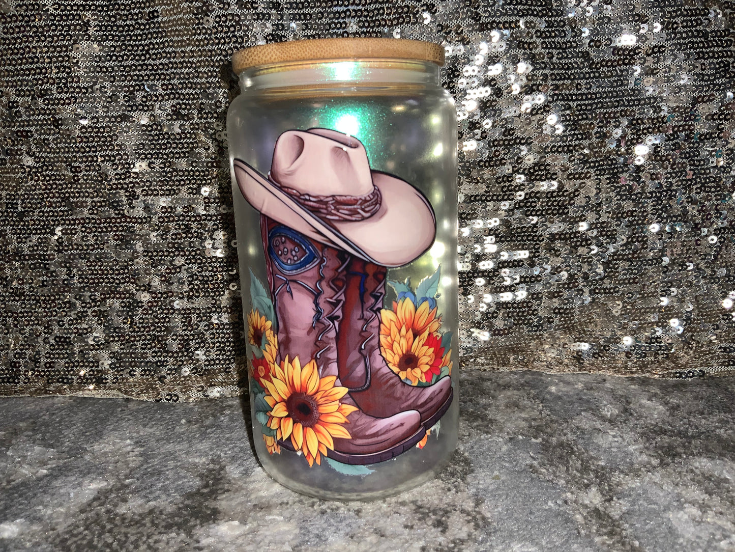 Western Cowgirl Hat and Boots Floral -Rainbow Shimmer Colorful Haze Glass Tumbler (Green)