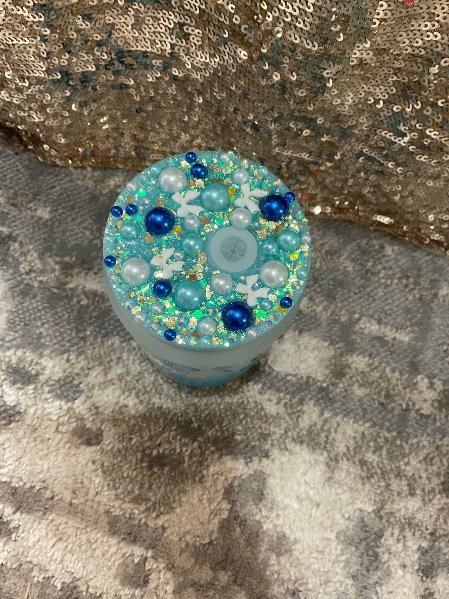 Minnie Mouse Princess Themed Blue Frosted 16oz Glass Tumbler with decorative lid topper