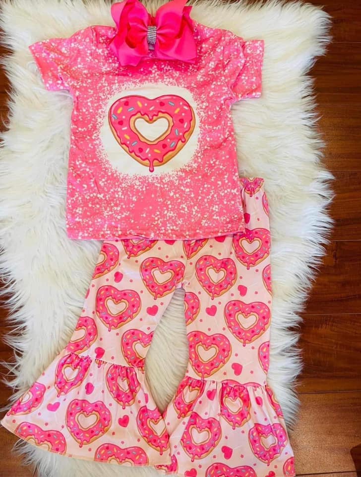 Pink Heart Donut Set