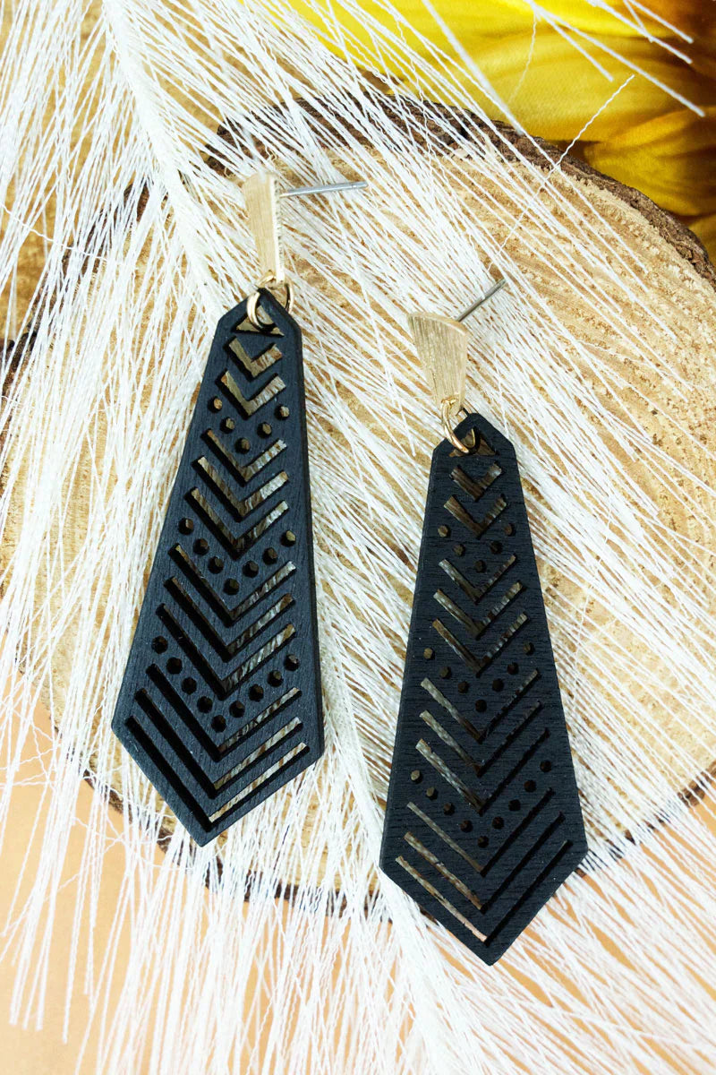 BLACK ARROW DESIGN FILIGREE WOOD EARRINGS - That’s So Fletch Boutique 